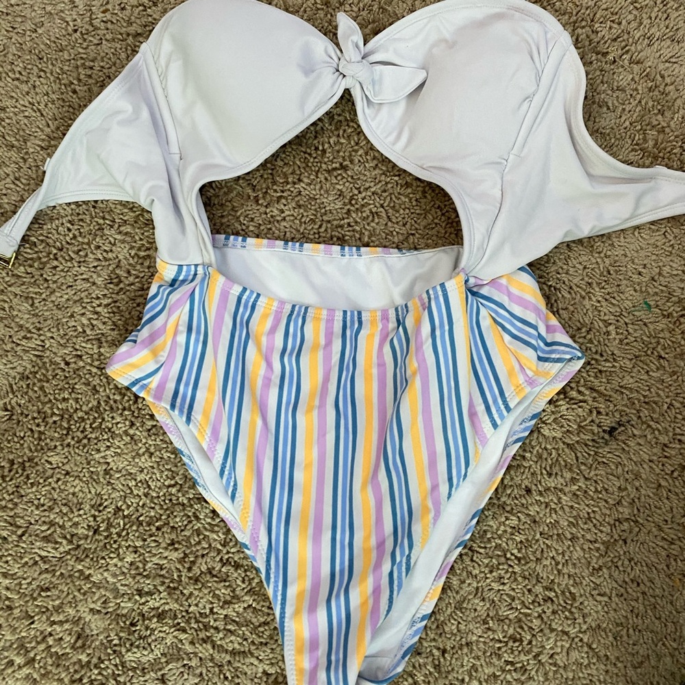 One piece bathing suit